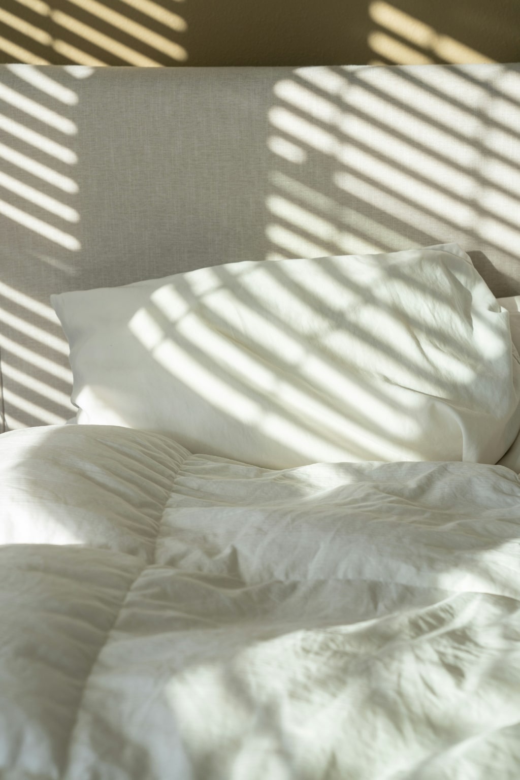 Why women need more sleep than men according to research